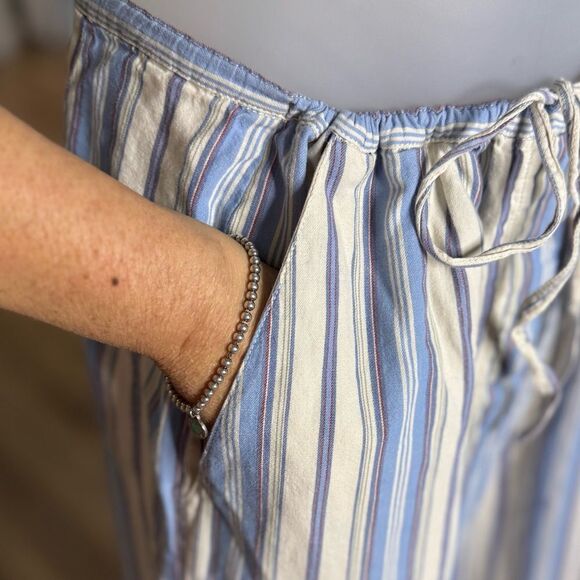 DKNY Classic Petite Striped Cropped Wide Leg Pants, Petite Small - Picture 3 of 13